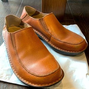 Allegria walking men’s shoes